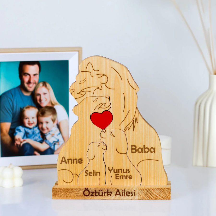 Aslan Figürlü Kişiye Özel Ahşap Aile Puzzle'ı 2 Çocuklu